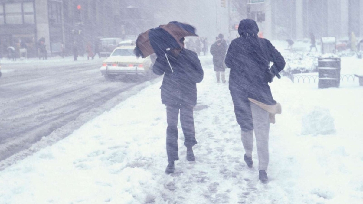 Hóviharokra és rossz időre figyelmeztetnek a meteorológusok
